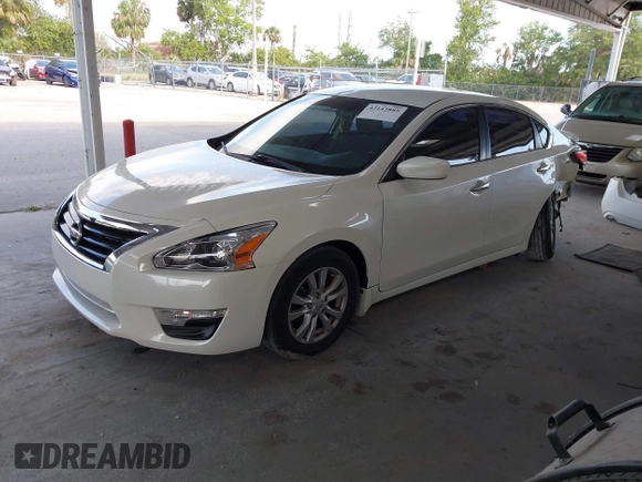 2014 Nissan Altima S with VIN 1N4AL3AP5EC136502, listed as a IAAI auction lot 42143885 with 116,923 mi miles and . Bid and sale history available at DreamBid. Image 2.