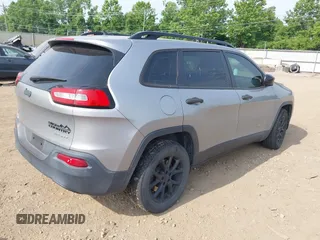 2015 Jeep Cherokee Sport с VIN 1C4PJMAB6FW662609, выставлен на аукционе IAAI как лот 42501537 с пробегом 182 800 миль миль и . История ставок и продаж доступна на DreamBid. Изображение 4.