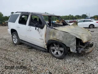 2013 GMC Yukon SLT with VIN 1GKS2CE09DR156640, listed as a Copart auction lot 70269544 with Not Provided miles and Non Repairable. Bid and sale history available at carsss.com. Image 4.