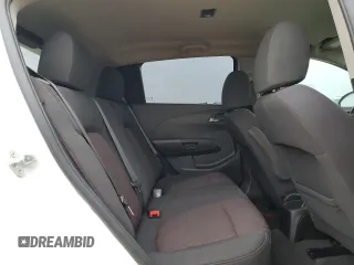2020 Chevrolet Sonic LT z VIN 1G1JD6SB2L4139529, wystawiony jako Copart lot #87951275 z przebiegiem 127 332 mil mil oraz Szkoda całkowita • Salvage title. Historia ofert i sprzedaży dostępna na DreamBid. Obrazek 10.
