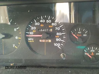 1993 Jeep Grand Cherokee Laredo с VIN 1J4GZ58S4PC130759, выставлен на аукционе IAAI как лот 35065976 с пробегом 184 071 миль миль и . История ставок и продаж доступна на DreamBid. Изображение 7.