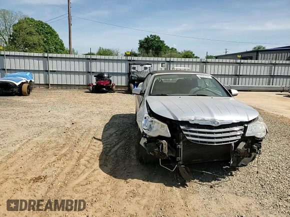 2008 Chrysler Sebring Touring z VIN 1C3LC55R08N271099, wystawiony jako Copart lot #53620705 z przebiegiem 134 637 mil mil oraz Szkoda całkowita • Salvage title. Historia ofert i sprzedaży dostępna na DreamBid. Obrazek 13.