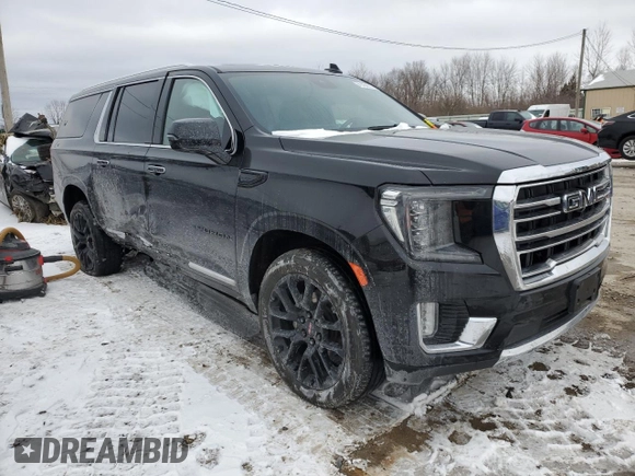2023 GMC Yukon XL SLT with VIN 1GKS2GKD5PR349628, listed as a Copart auction lot 41469675 with 39,598 mi miles and Salvage Title. Bid and sale history available at DreamBid. Image 4.