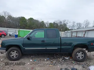 2003 Chevrolet Silverado 1500 LS with VIN 1GCEK19V93E221057, listed as a IAAI auction lot 41202108 with 449,360 mi miles. Bid and sale history available at carsss.com. Image 15.