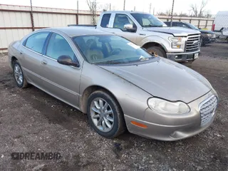 2002 Chrysler Concorde Limited z VIN 2C3AD56GX2H216676, wystawiony jako IAAI lot #41717922 z przebiegiem 94 810 mil mil oraz . Historia ofert i sprzedaży dostępna na DreamBid. Obrazek 1.
