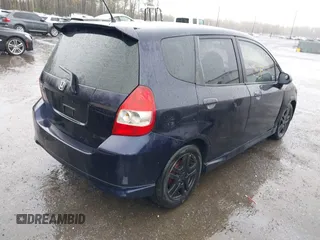 2008 Honda Fit Sport with VIN JHMGD38698S058474, listed as a IAAI auction lot 42009715 with 1 mi miles. Bid and sale history available at carsss.com. Image 4.