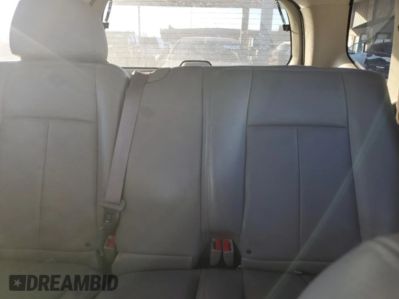 2005 GMC Envoy SLT with VIN 1GKDT13SX52276648, listed as a Copart auction lot 42944265 with 211,633 mi miles and Clean Title. Bid and sale history available at carsss.com. Image 10.