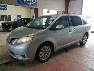 2011 Toyota Sienna XLE с VIN 5TDDK3DC7BS022837, выставлен на аукционе Copart как лот 60811445 с пробегом 210 732 миль миль и Списание • Salvage title. История ставок и продаж доступна на DreamBid. Изображение 1.