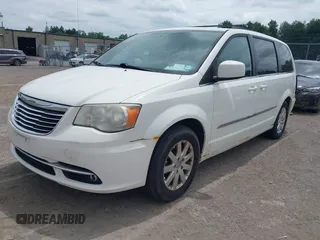 2011 Chrysler Town & Country Touring L z VIN 2A4RR8DG4BR616693, wystawiony jako IAAI lot #42492944 z przebiegiem 159 825 mil mil oraz . Historia ofert i sprzedaży dostępna na DreamBid. Obrazek 2.