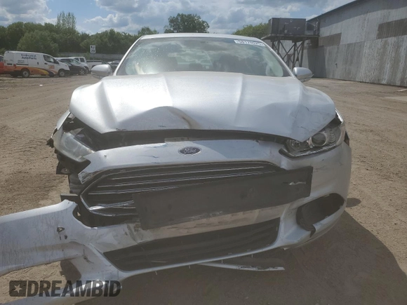 2013 Ford Fusion SE with VIN 3FA6P0HR7DR342288, listed as a Copart auction lot 58178025 with 189,211 mi miles and Salvage title. Bid and sale history available at DreamBid. Image 5.