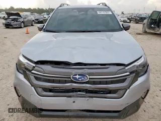 2025 Subaru Forester Premium with VIN JF2SLDDC9SH542604, listed as a Copart auction lot 60742965 with 440 mi miles and Salvage title. Bid and sale history available at DreamBid. Image 5.