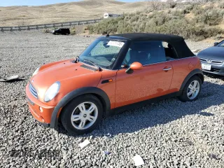 2005 MINI Convertible with VIN WMWRF33485TG10403, listed as a Copart auction lot 52459735 with 118,445 mi miles and Clean title. Bid and sale history available at DreamBid. Image 1.