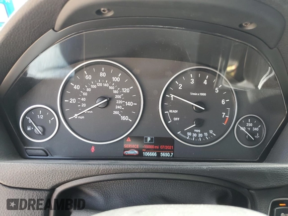 2014 BMW 3 Series 328i with VIN WBA3A5G52ENP30251, listed as a Copart auction lot 82926134 with 106,666 mi miles and Salvage title. Bid and sale history available at DreamBid. Image 9.
