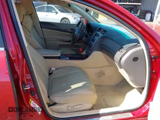 2006 Lexus GS 300 z VIN JTHBH96S865030596, wystawiony jako IAAI lot #41726102 z przebiegiem 156 700 mil mil oraz . Historia ofert i sprzedaży dostępna na DreamBid. Obrazek 5.