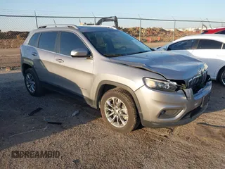 2019 Jeep Cherokee Latitude Plus with VIN 1C4PJLLB7KD128600, listed as a IAAI auction lot 41762380 with 44,740 mi miles. Bid and sale history available at carsss.com. Image 1.