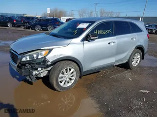 2017 Kia Sorento LX with VIN 5XYPG4A33HG288810, listed as a IAAI auction lot 41806375 with 131,674 mi miles. Bid and sale history available at carsss.com. Image 17.