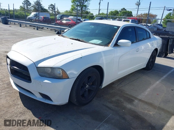 2013 Dodge Charger SE z VIN 2C3CDXBG1DH507807, wystawiony jako IAAI lot #41930944 z przebiegiem 192 425 mil mil oraz . Historia ofert i sprzedaży dostępna na DreamBid. Obrazek 2.