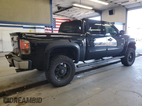 2013 Chevrolet Silverado 1500 LT with VIN 3GCPKSE78DG267821, listed as a Copart auction lot 53720625 with 108,883 mi miles and Salvage Title. Bid and sale history available at DreamBid. Image 3.