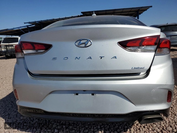 2018 Hyundai Sonata Limited z VIN 5NPE34AFXJH728937, wystawiony jako Copart lot #74272314 z przebiegiem 50 688 mil mil oraz Szkoda całkowita • Salvage title. Historia ofert i sprzedaży dostępna na DreamBid. Obrazek 6.