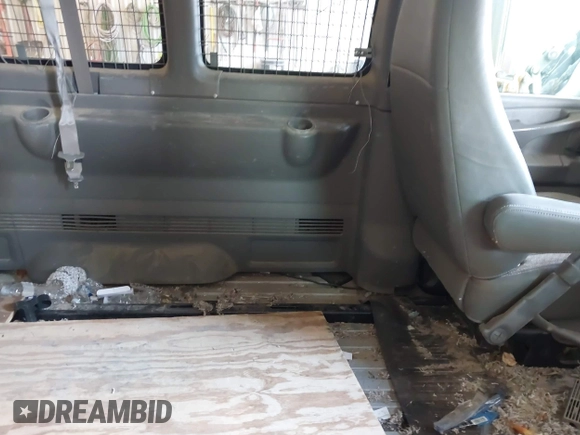 2012 Chevrolet Express Passenger LS с VIN 1GAZGZFG0C1187114, выставлен на аукционе IAAI как лот 42462288 с пробегом 293 657 миль миль и . История ставок и продаж доступна на DreamBid. Изображение 8.