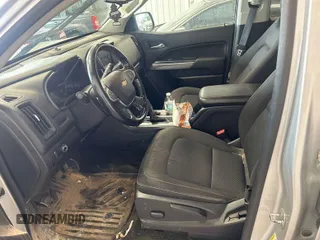 2017 Chevrolet Colorado 2WD LT z VIN 1GCGSCEN7H1185393, wystawiony jako IAAI lot #42511170 z przebiegiem 118 703 mil mil oraz . Historia ofert i sprzedaży dostępna na DreamBid. Obrazek 10.
