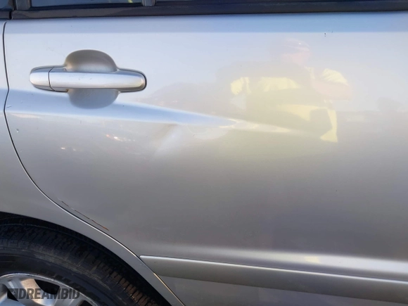 2003 Toyota Highlander with VIN JTEHF21A730098206, listed as a IAAI auction lot 40912312 with 301,948 mi miles. Bid and sale history available at carsss.com. Image 20.