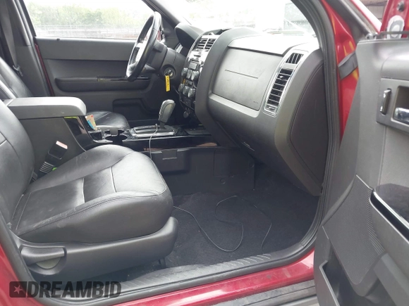2008 Ford Escape Limited с VIN 1FMCU94178KA46610, выставлен на аукционе IAAI как лот 42220269 с пробегом 107 669 миль миль и . История ставок и продаж доступна на DreamBid. Изображение 5.