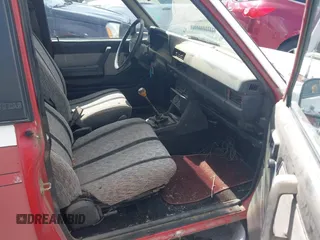 1984 Datsun 720 z VIN JN6ND06Y5EW020107, wystawiony jako IAAI lot #42281402 z przebiegiem 224 687 mil mil oraz . Historia ofert i sprzedaży dostępna na DreamBid. Obrazek 5.