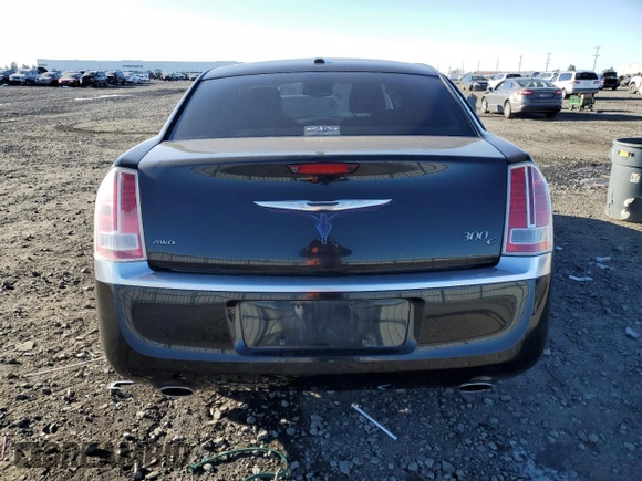 2013 Chrysler 300 Luxury Series with VIN 2C3CCASG8DH591205, listed as a Copart auction lot 42554345 with 101,789 mi miles and Salvage Title. Bid and sale history available at DreamBid. Image 6.