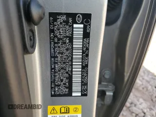 2019 Lexus ES 300h z VIN JTHB21B19K2032451, wystawiony jako Copart lot #45764795 z przebiegiem 43 645 mil mil oraz Szkoda całkowita • Salvage title. Historia ofert i sprzedaży dostępna na DreamBid. Obrazek 12.