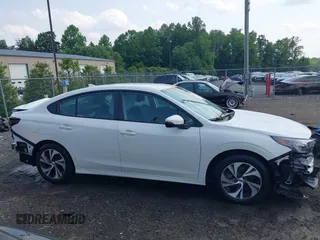 2023 Subaru Legacy Premium z VIN 4S3BWAD63P3015354, wystawiony jako IAAI lot #42469426 z przebiegiem 33 468 mil mil oraz . Historia ofert i sprzedaży dostępna na DreamBid. Obrazek 14.