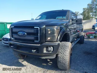 2014 Ford Super Duty F-250 SRW XL with VIN 1FT7W2BT5EEA71043, listed as a IAAI auction lot 42012200 with 204,793 mi miles. Bid and sale history available at carsss.com. Image 2.