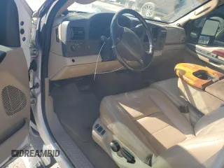 2005 Ford F-250 XL with VIN 1FTSW20P85EA09605, listed as a Copart auction lot 48584835 with 285,117 mi miles and Salvage Title. Bid and sale history available at DreamBid. Image 8.