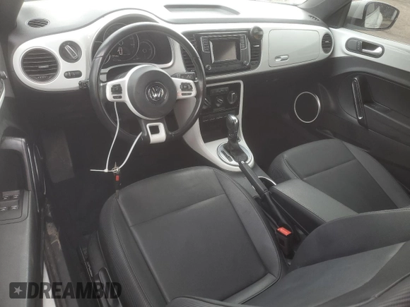 2018 Volkswagen Beetle S with VIN 3VW5DAAT2JM505073, listed as a Copart auction lot 43575655 with 100,854 mi miles and Salvage title. Bid and sale history available at DreamBid. Image 8.