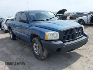 2006 Dodge Dakota SLT with VIN 1D7HE48K96S556831, listed as a IAAI auction lot 41681544 with 236,486 mi miles. Bid and sale history available at carsss.com. Image 1.