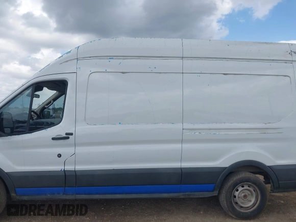 2017 Ford Transit z VIN 1FTYR2XG4HKB46781, wystawiony jako IAAI lot #42731791 z przebiegiem 194 657 mil mil oraz . Historia ofert i sprzedaży dostępna na DreamBid. Obrazek 14.