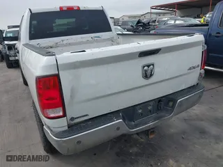 2017 Ram 2500 Tradesman with VIN 3C6UR5CL7HG707914, listed as a IAAI auction lot 41915809 with 247,444 mi miles. Bid and sale history available at carsss.com. Image 17.