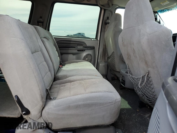 2003 Ford Excursion XLT with VIN 1FMSU41F63EA91902, listed as a Copart auction lot 50098155 with 252,972 mi miles and Salvage title. Bid and sale history available at DreamBid. Image 11.