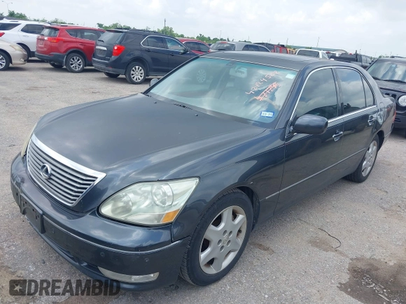 2004 Lexus LS 430 with VIN JTHBN36F940151530, listed as a IAAI auction lot 42124508 with 230,175 mi miles. Bid and sale history available at carsss.com. Image 2.