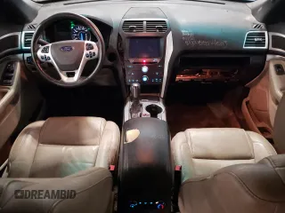 2015 Ford Explorer XLT z VIN 1FM5K8D87FGA95568, wystawiony jako Copart lot #63042304 z przebiegiem 166 749 mil mil oraz Nie do naprawy • Non repairable. Historia ofert i sprzedaży dostępna na DreamBid. Obrazek 8.