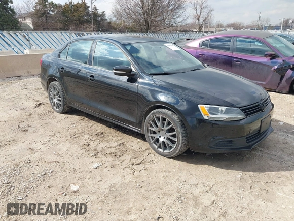 2012 Volkswagen Jetta SE with VIN 3VWDX7AJ7CM397301, listed as a IAAI auction lot 41893928 with 181,212 mi miles and . Bid and sale history available at DreamBid. Image 1.
