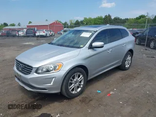 2016 Volvo XC60 T5 Premier with VIN YV4612RK0G2842422, listed as a IAAI auction lot 42123143 with 165,081 mi miles. Bid and sale history available at carsss.com. Image 17.