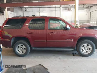 2008 Chevrolet Tahoe 3LT z VIN 1GNFK13058J136126, wystawiony jako IAAI lot #42073594 z przebiegiem 139 242 mil mil oraz . Historia ofert i sprzedaży dostępna na DreamBid. Obrazek 13.