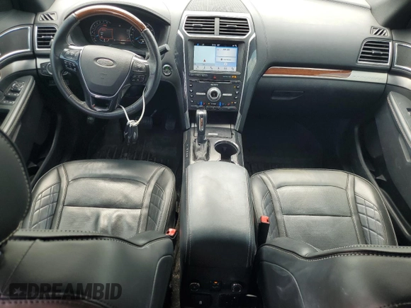 2017 Ford Explorer Platinum с VIN 1FM5K8HT8HGC20790, выставлен на аукционе Copart как лот 55330035 с пробегом 131 810 миль миль и Чистый • Clean title. История ставок и продаж доступна на DreamBid. Изображение 8.