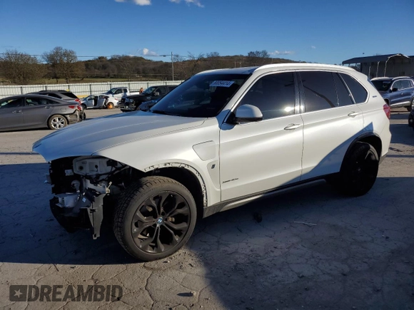 2018 BMW X5 xDrive40e iPerformance with VIN 5UXKT0C5XJ0W03237, listed as a Copart auction lot 80054414 with 88,405 mi miles and Salvage Title. Bid and sale history available at carsss.com. Image 1.