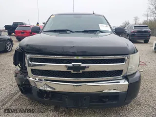 2008 Chevrolet Silverado 1500 LTZ with VIN 3GCEK13J38G310578, listed as a IAAI auction lot 42017041 with 231,632 mi miles. Bid and sale history available at carsss.com. Image 13.