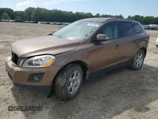 2010 Volvo XC60 3.2L с VIN YV4982DLXA2124621, выставлен на аукционе Copart как лот 59910985 с пробегом 165 822 миль миль и Чистый • Clean title. История ставок и продаж доступна на DreamBid. Изображение 1.