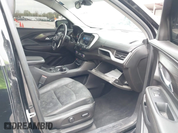 2020 GMC Terrain SLT with VIN 3GKALVEX1LL300155, listed as a IAAI auction lot 41886503 with 121,771 mi miles. Bid and sale history available at carsss.com. Image 5.