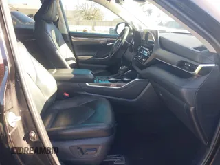 2021 Toyota Highlander Hybrid Limited with VIN 5TDYARAH8MS006883, listed as a IAAI auction lot 41507332 with 169,210 mi miles and . Bid and sale history available at DreamBid. Image 5.