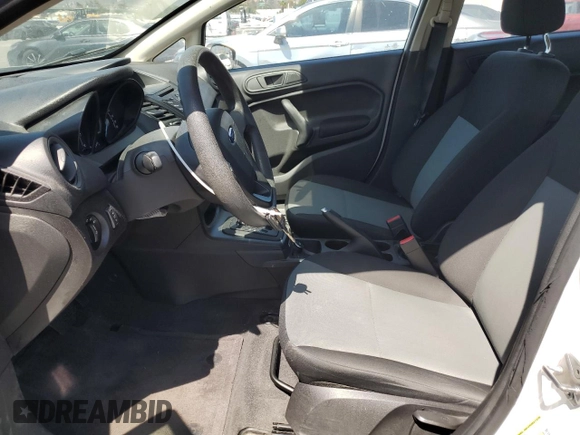 2016 Ford Fiesta S z VIN 3FADP4AJ4GM199899, wystawiony jako Copart lot #57304405 z przebiegiem 84 785 mil mil oraz Czysty tytuł • Clean title. Historia ofert i sprzedaży dostępna na DreamBid. Obrazek 7.